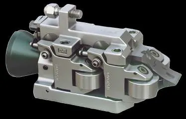 Roller guide variant